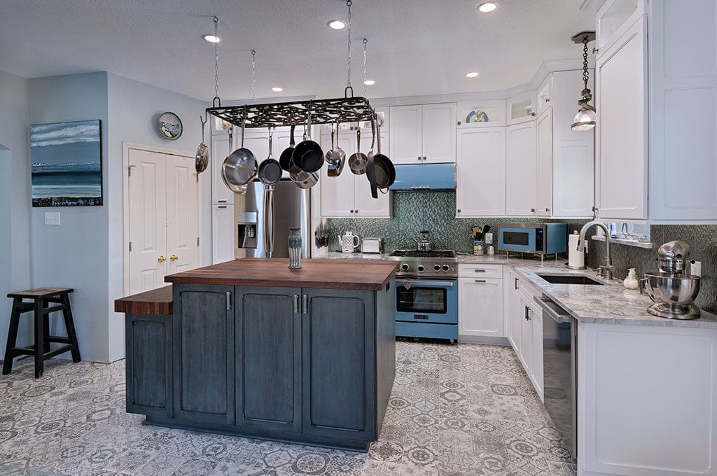 North Austin Transitional Kitchen. White Frameless Cabinets with a Custom Alder Island.