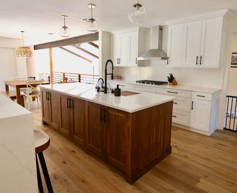 North Austin Contemporary White Kitchen With Walnut Island UB   Bosiljevac Kitchen 4 768x628 