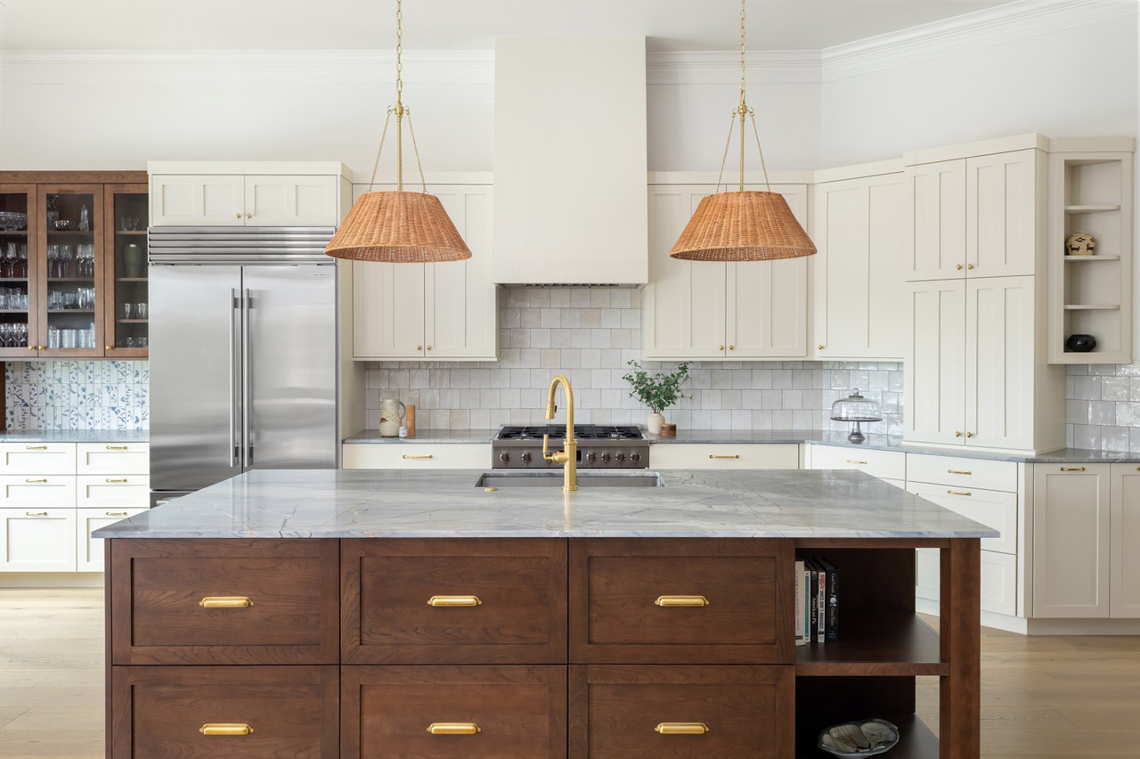 Austin kitchen remodel with custom cabinets by UB Kitchens